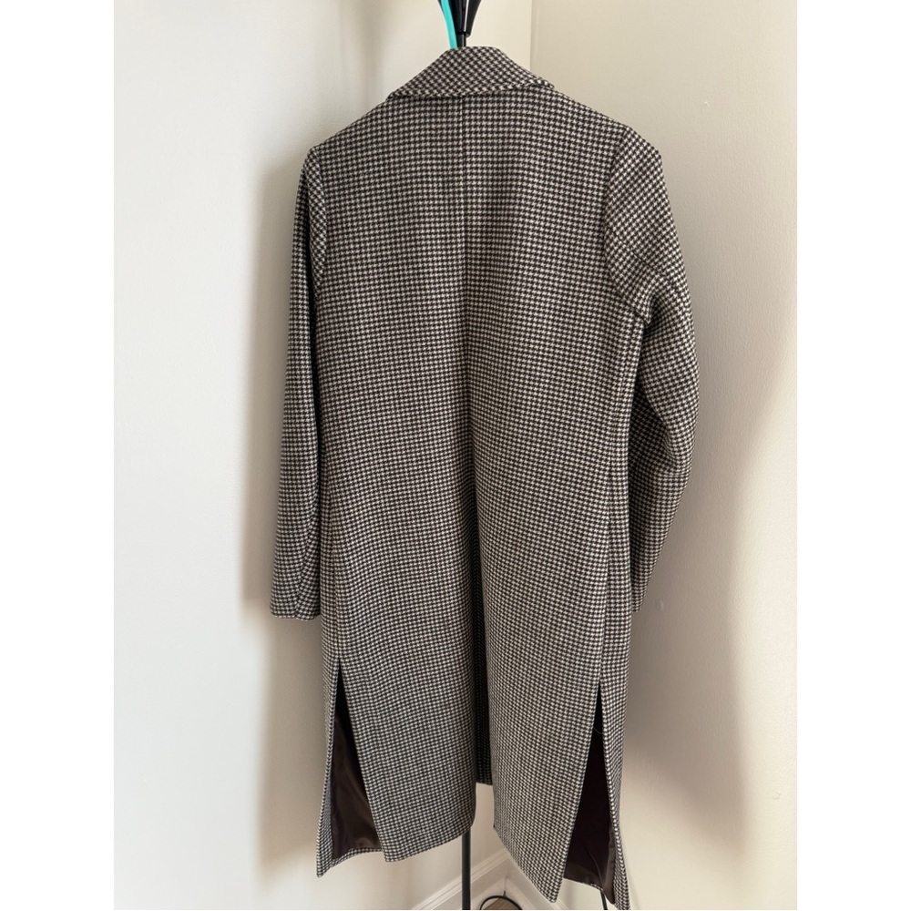 Coat - Picture 3 of 6